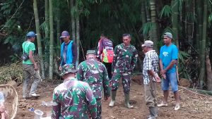 TMMD Ke 104, Kodim 0417/Kerinci Buat Lapangan Bola Voli di Sungai Ning