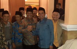 Keharmonisan Dipo dan Zulhelmi Pada Acara Buka Bersama Tokoh Se-Kota Sungai Penuh