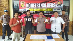 Asik Berpesta Ganja, di Ruang PKK Kantor Camat Sungai Penuh Digrebek, 7 Orang Remaja Diamankan