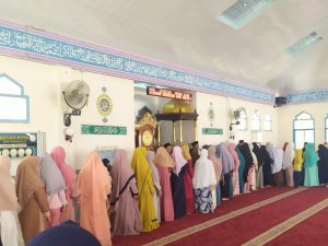 Warga Lepas Keberangkatan 7 JCH Asal Sebukar