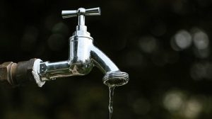 Air PDAM Tirta Khayangan Sering Ngandat, Warga Sungai Penuh Terpaksa Beli Air