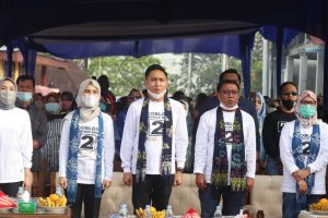 Pilwako Sungai Penuh, Fikar Azami di TPS 1 Koto Tuo, Yos Adrino di TPS 4 Dusun Baru
