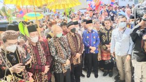 Kenduri Sko Tigo Luhah Tanjung Tanah Berlangsung Sukses, Dihadiri Wagub dan Bupati
