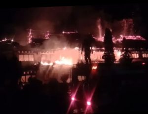 BREAKING NEWS !!! Eks Kantor Bupati Kerinci Terbakar