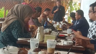 KPU Kerinci Gelar Ngobrol Pintar, Ketua KPU Kumaini : Peran Media dan Ormas Sangat Penting Dalam Mencerdaskan Pemilu 2024