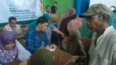 Dokter Deri Mulyadi Gelar Pelayanan Kesehatan Gratis dan Sunatan Massal, Warga : Sangat Bermanfaat