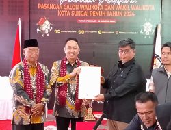 Hari Kedua, Fikar – Asma Daftar ke KPU Sungai Penuh