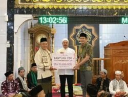Sinergi Pemkab Kerinci dan Bank Jambi, Bupati Monadi Bersama Pinca Ardian Setiawan Salurkan CSR Masjid