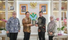 Temui Menteri LH, Langkah Besar Bupati Kerinci Monadi Atasi Sampah