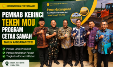 Perkuat Ketahanan Pangan, Bupati Monadi Teken MoU Program Cetak Sawah 2026