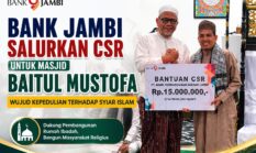 Bank Jambi Salurkan CSR untuk Masjid Baitul Mustofa