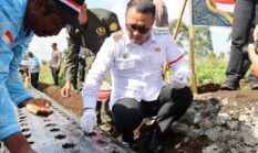 Wako Alfin Hadiri Gerakan Penanaman Bawang Putih Serentak di Kayu Aro